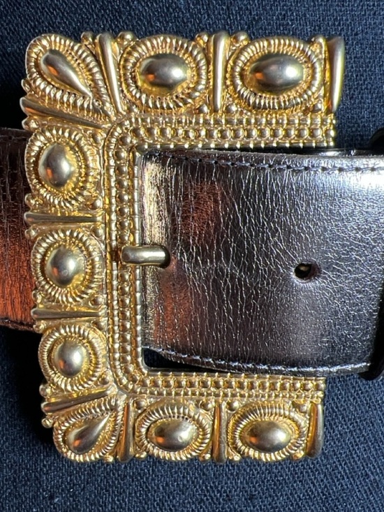 Avignon with ESCADA Women’s Silver Bronze Metallic Belt Gold Ornate Buckle main image 11